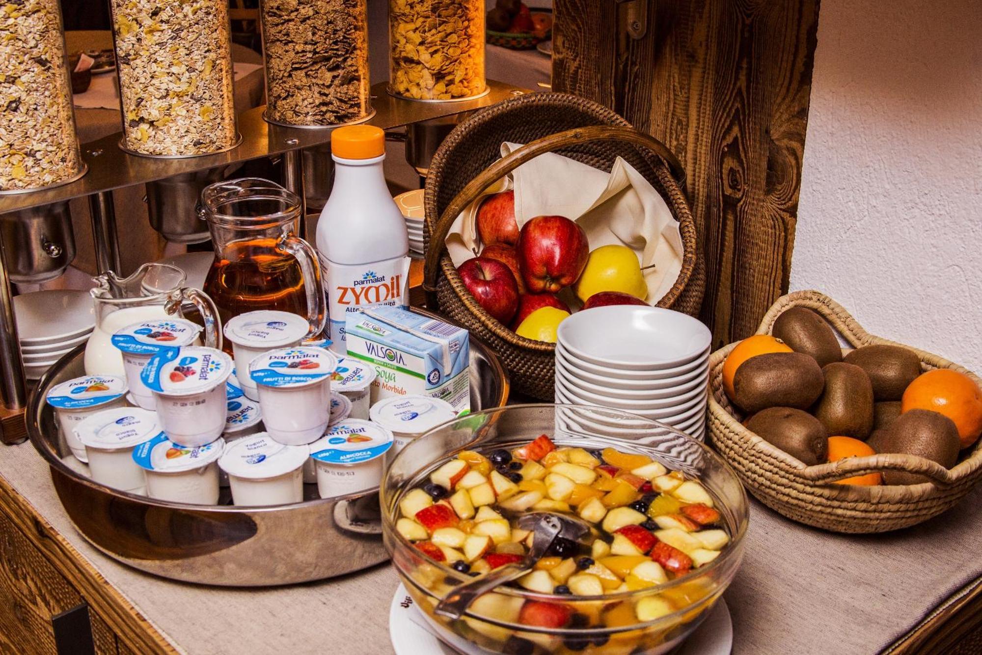 Hotel Pilier D'Angle & Wellness Курмайор Экстерьер фото